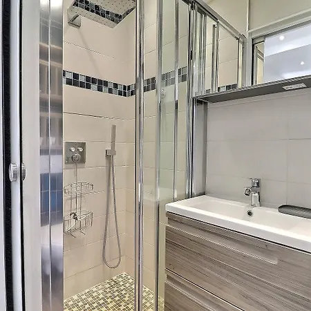 Havre De Paix & Jardin Quartier Bonsecours Fibre * تروفيي سور مير