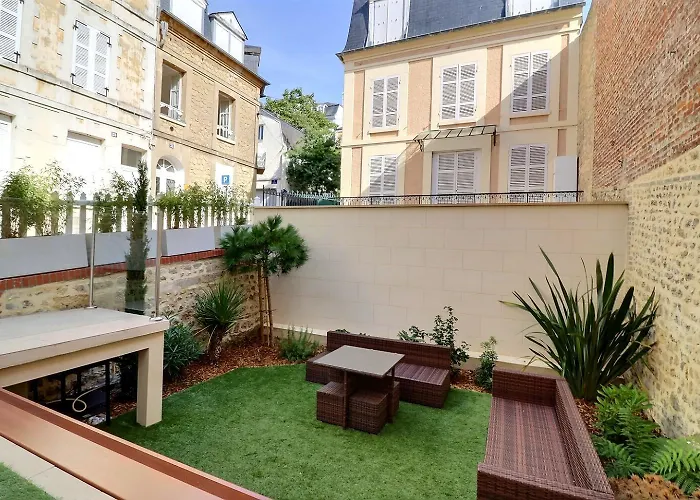 Havre De Paix & Jardin Quartier Bonsecours Fibre * Trouville-sur-Mer